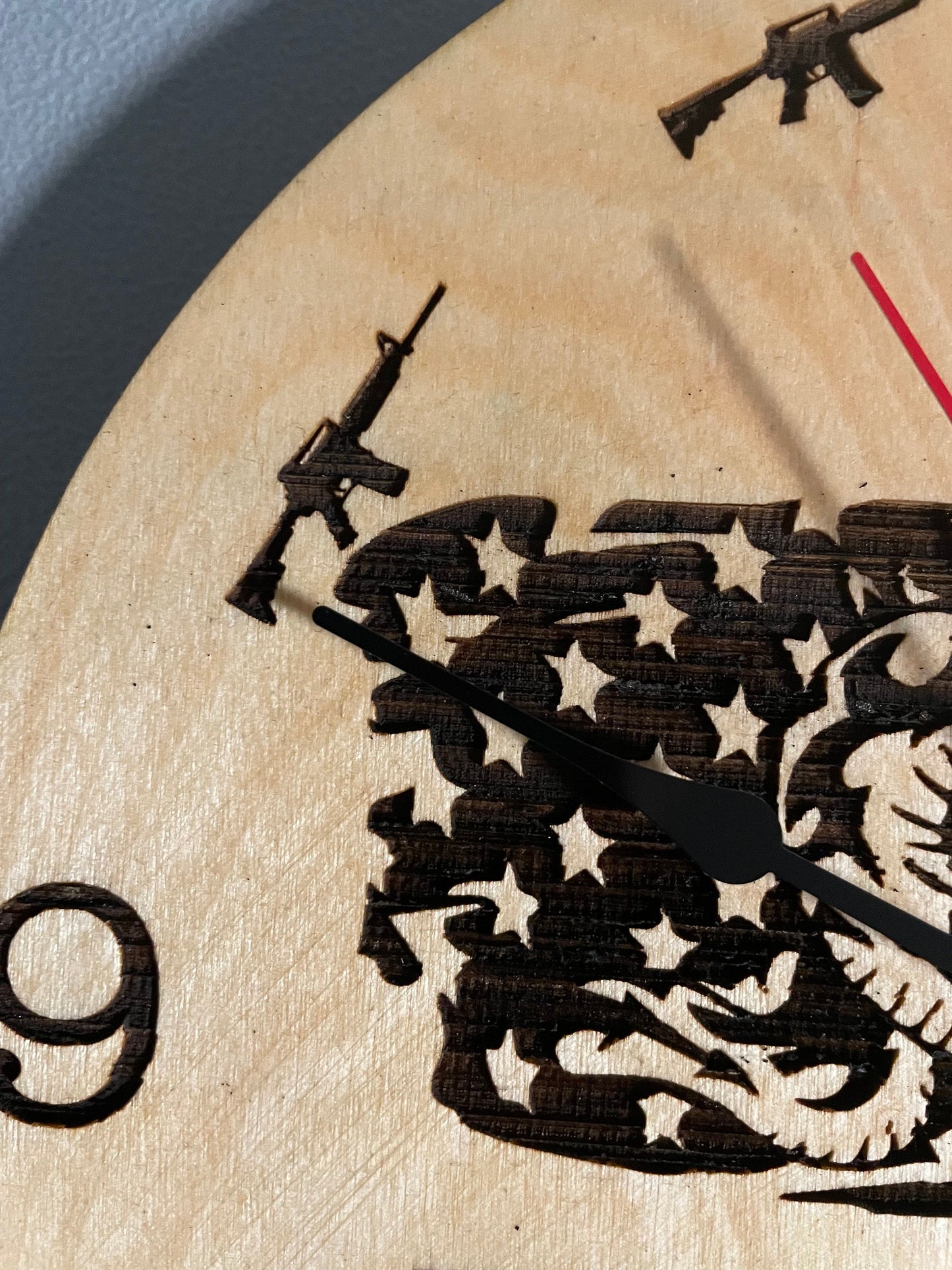 Don't tread on me clock close up shot